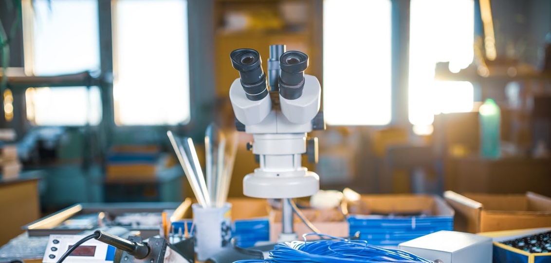 .equipment Domain Registrieren