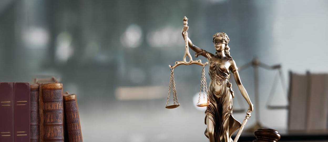 .esq Domain Registrieren