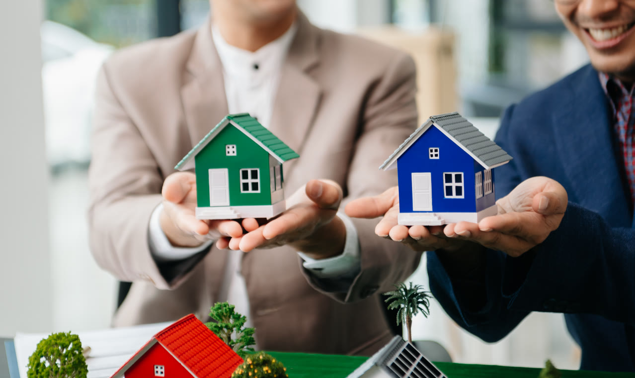 .property Domain Registrieren